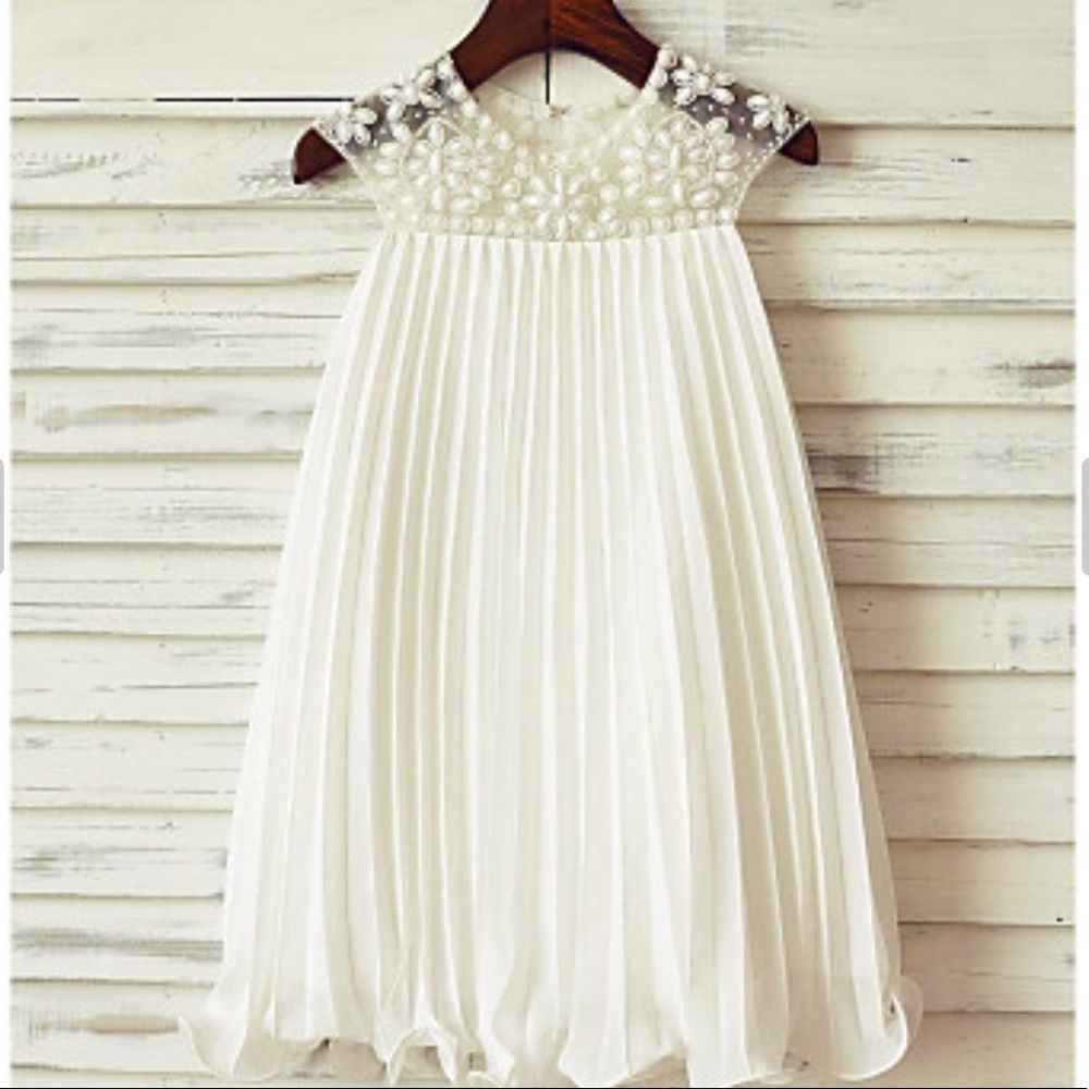 Gorgeous Girls chiffon dress w/ jewel bodice. Sz 4